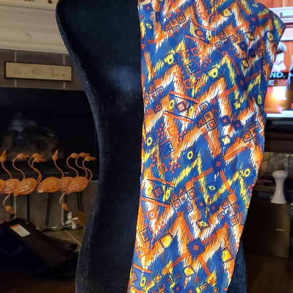 Lularoe Plus Leggings Tc2 Aztec 
